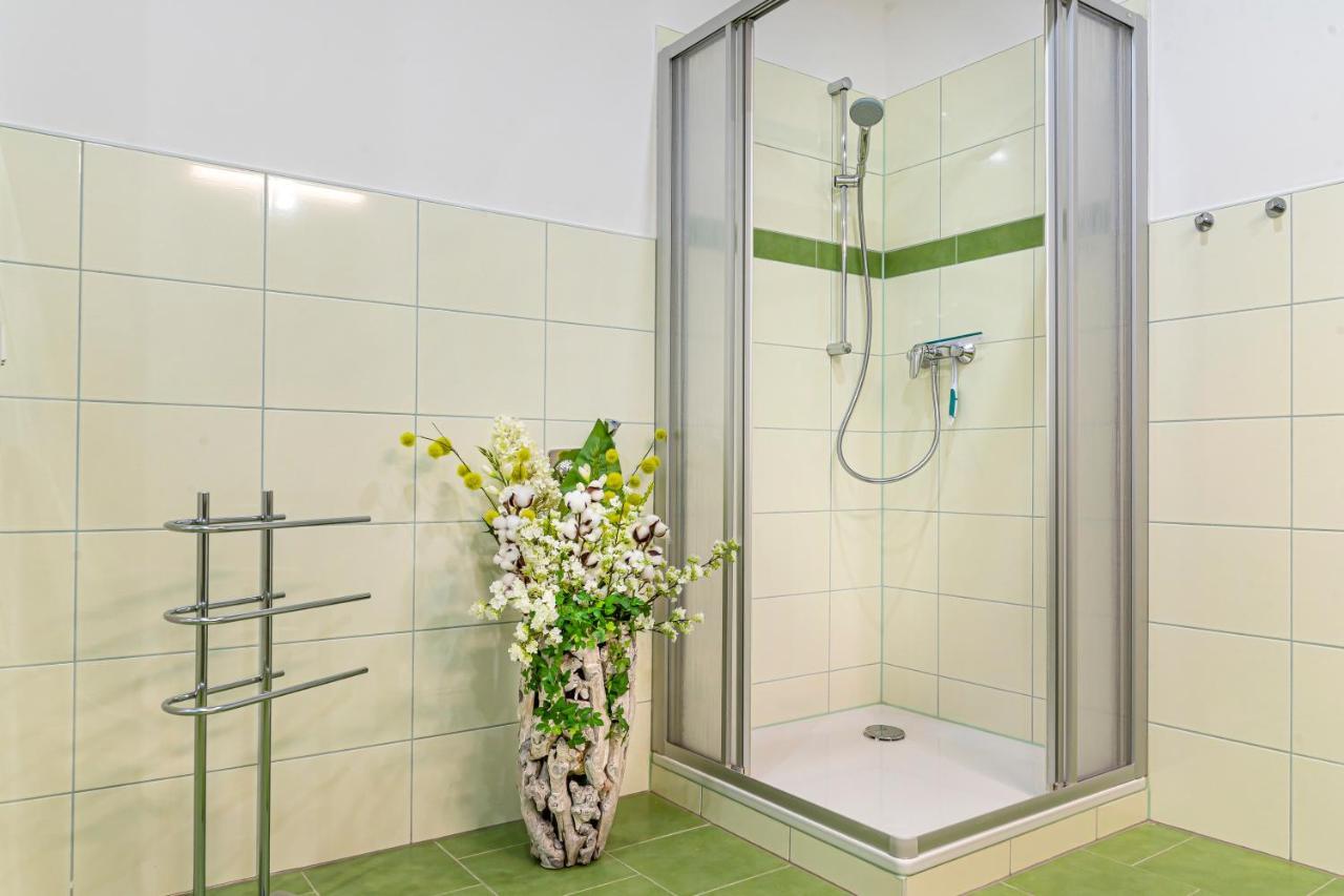 Komfortable Ferienwohnung In Halle Halle  Esterno foto