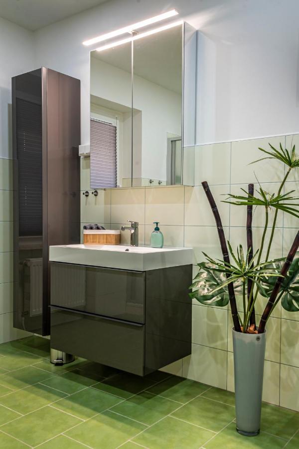 Komfortable Ferienwohnung In Halle Halle  Esterno foto